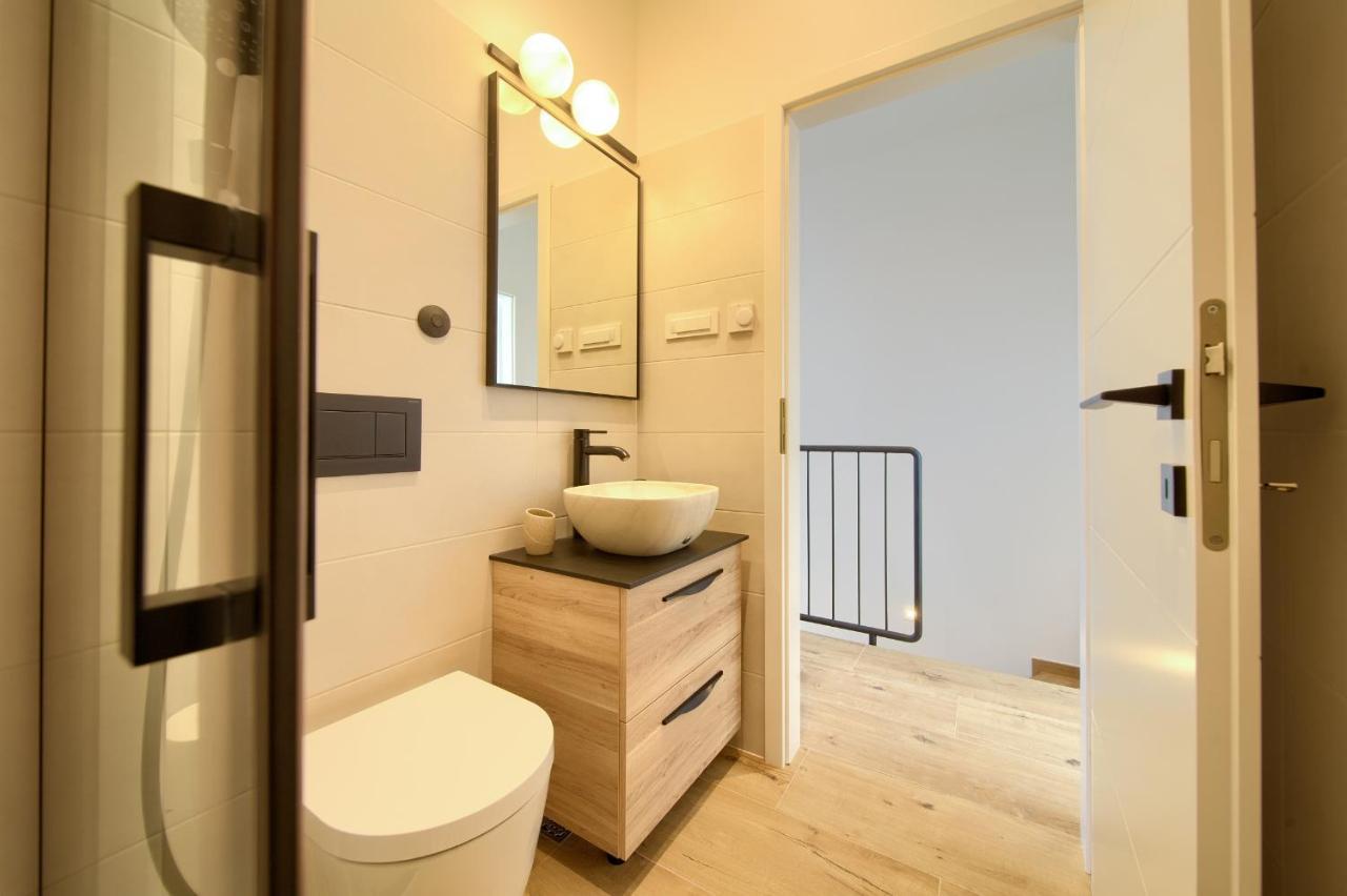 Apartman Placa Njivice Dış mekan fotoğraf